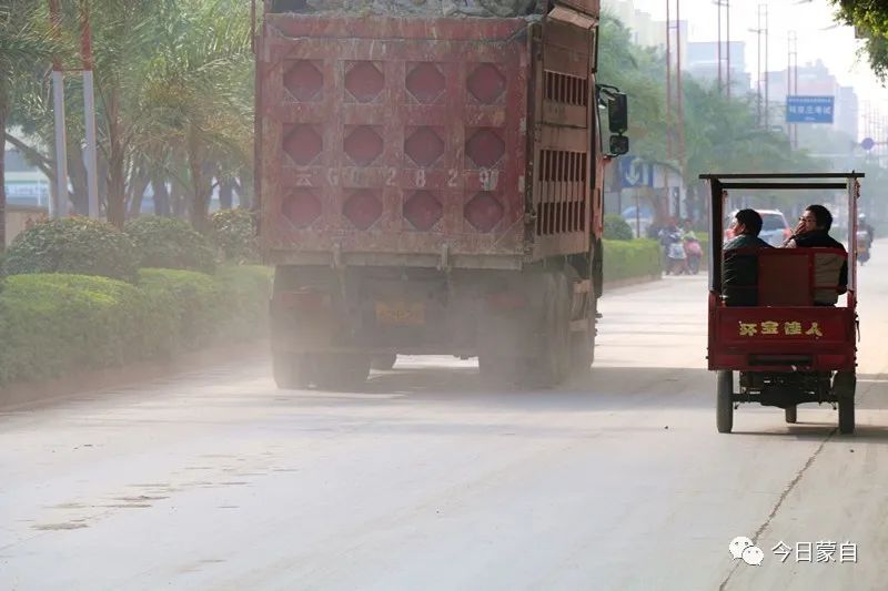 2015.锦华路灰 (2).JPG