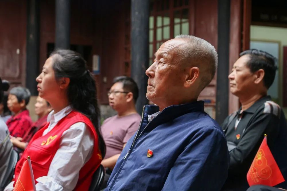 庆祝建党100周年大会在云南建水县引发热烈反响