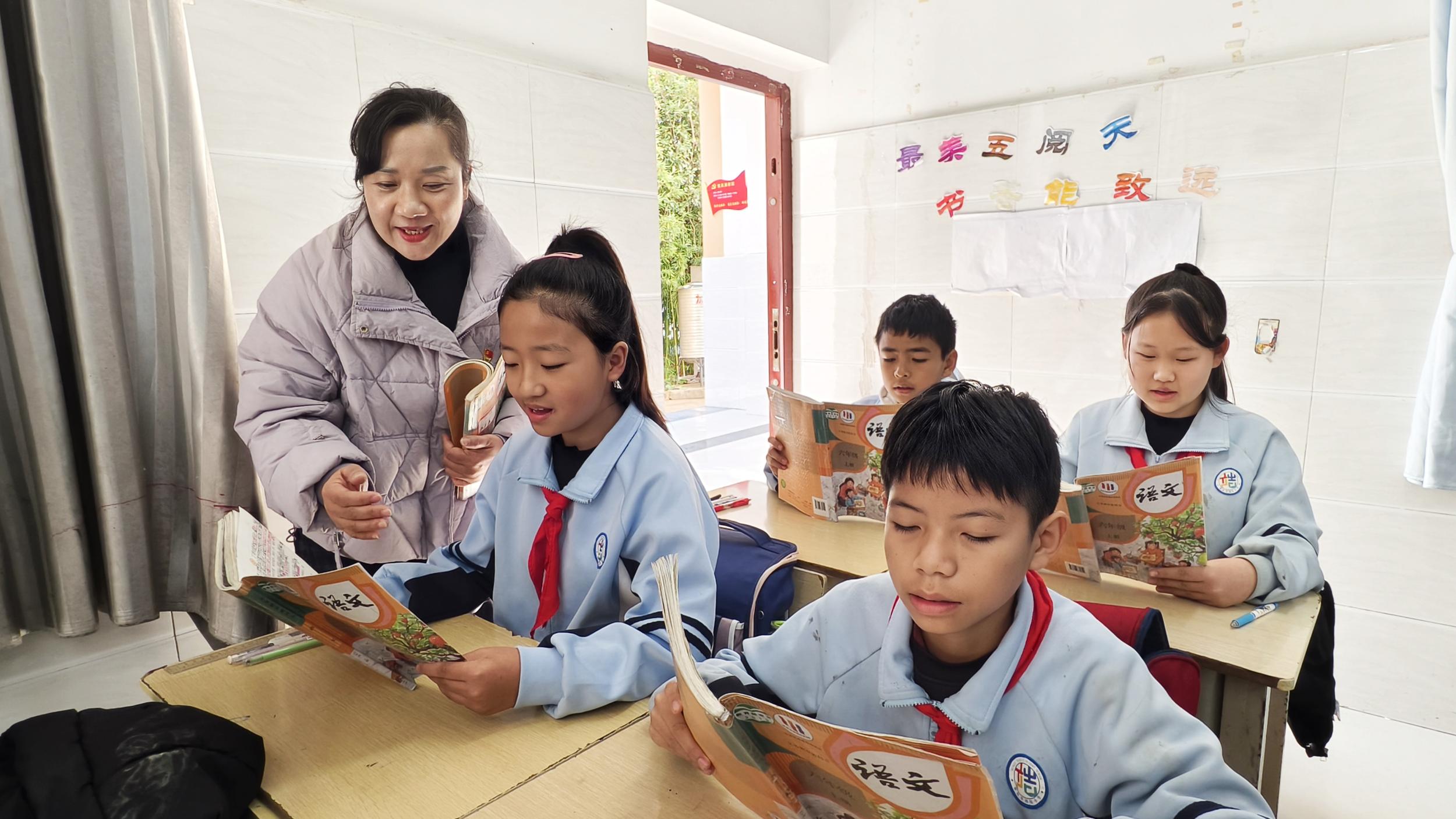 刘云春：以爱为犁育同心 以智为种筑未来